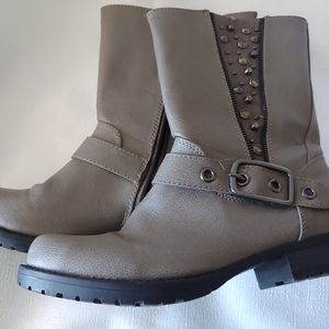 Charlotte Russe Grey Boots